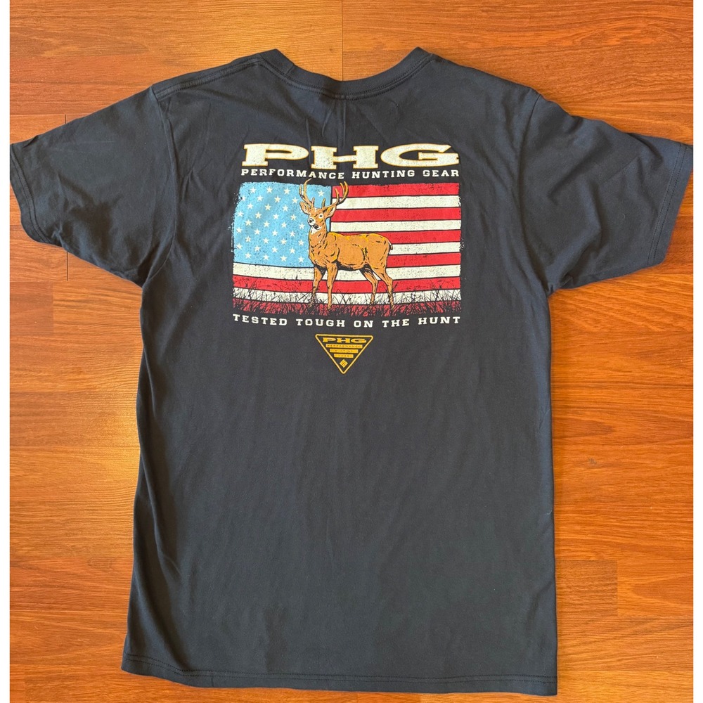 Columbia PHG Mens Medium Black Deer American Flag Graphic T-Shirt Hunting 
Tee